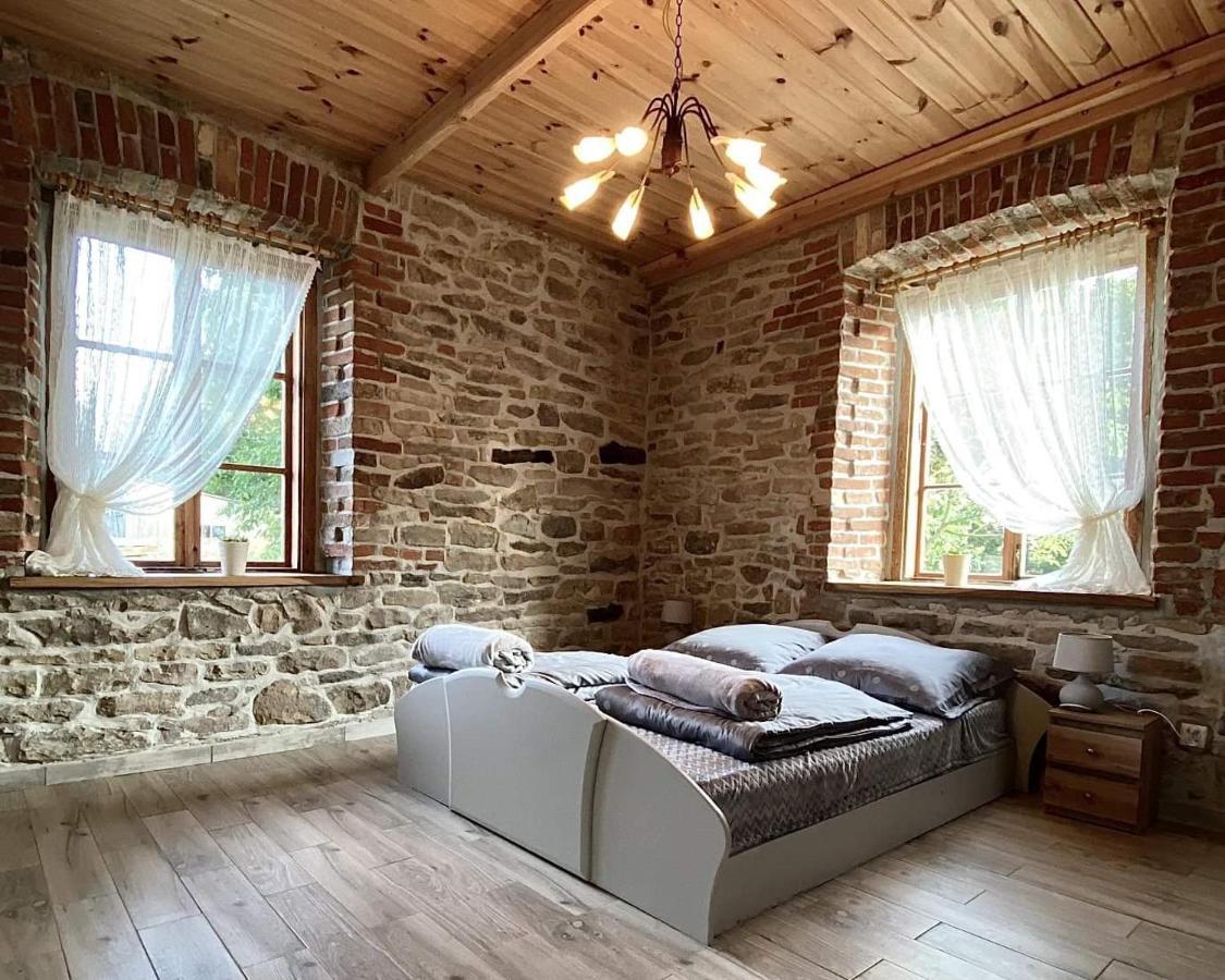 Ostoja Kaweczyn Villa Smykow Buitenkant foto
